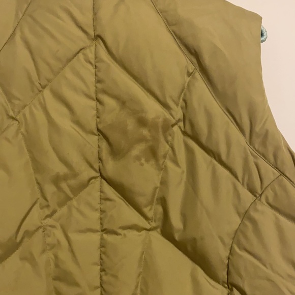 3/$12 Green Quilted Down Filled Vest - Picture 8 of 10